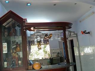 Chủ ngộp n. h, nhà kiểu biệt thự, đường hà huy giáp, p. thạnh lộc q. 12. tổng dtkv 270m2 =4,5tỷ