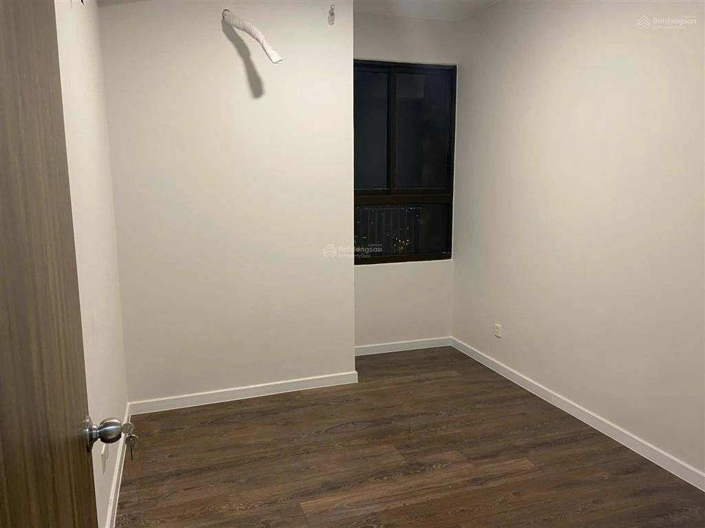 Cần bán căn 3pn 2wc giá tốt view đẹp hướng đẹp, giá 4,3 tỷ đã bao gồm thuế phí sang nhượng
