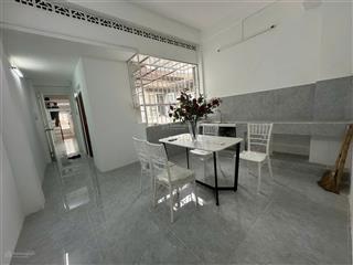 Cư xá lý thường kiệt, quận 10. diện tích 65 m2, 2 pn, 1 gác, toilet, phòng tắm, bếp. giá 8.5 triệu