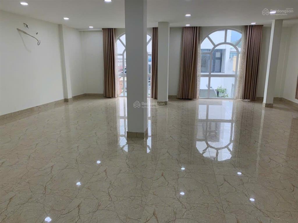 Bán nhà khu biệt thự trường chinh, tân bình. dt 11x21m, 1 trệt, 2 lầu, giá 28,9 tỷ