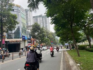 Mặt tiền 60ab phổ quang, tân bình, dt 8.2x19 m, 1 trệt, 4 tầng có hđ thuê 65 triệu, giá bán 39.9 tỷ