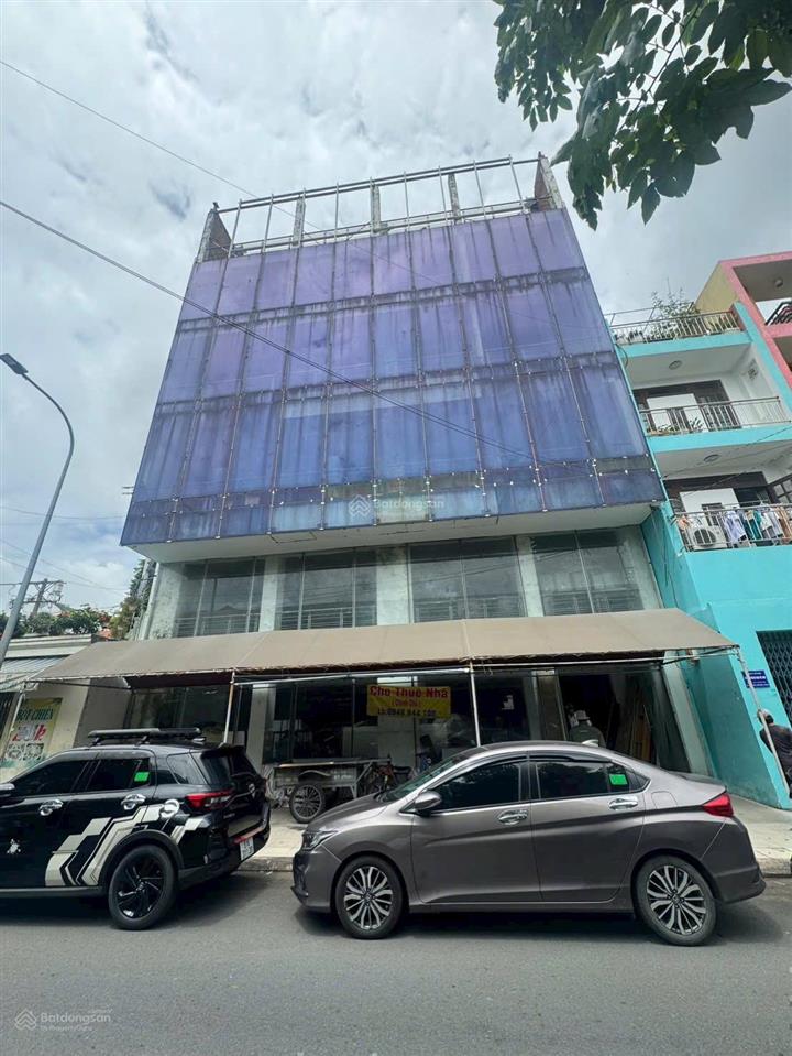 Chỉ 17 tỷ chốt mua ngay mt nội bộ phường phú trung tân phú. dt 8.1 x17m,  0909 505 *** ms. hoa
