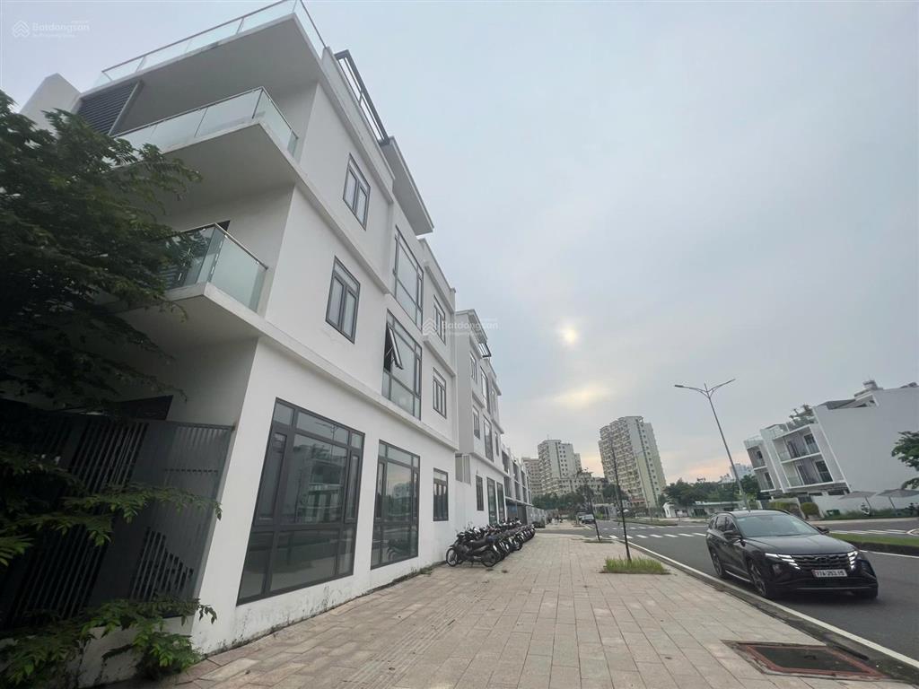 Chính chủ bán nhà phố quận 2 an phú new city góc 2 mặt tiền giá 46,5 tỷ  trung tuyển