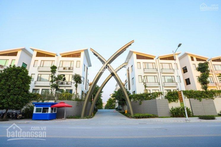Chính chủ gửi bán biệt thự đơn lập 316m2 sổ đỏ trao tay.  xem nhà 0899 822 ***