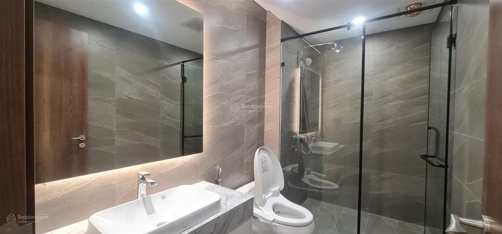 Căn góc 2 mặt tiền dt 137m2 trung tâm quận đống đa. sổ đỏ trao tay, xem nhà 24/7 0899 822 ***