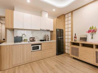 Bán nhà phố đào tấn 120m2, 8 tầng, thang máy, mt 10m, ngõ ô tô, cách mp 10m, cho thuê 200 triệu/1 t