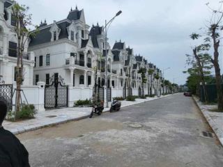 Chuyển nhượng biệt thự song lập 180m2 tại dự án jade square gần công viên hoà bình 0988 865 ***