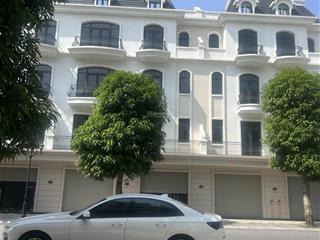 Bán căn shophouse kinh đô đường 20m gần trung tâm thương mại tại vin 2 giá 14,9 tỷ  0911 051 ***