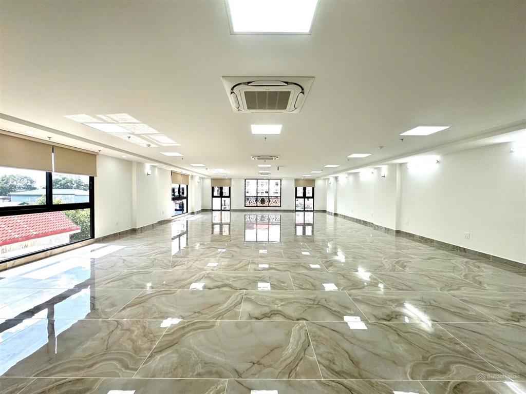 Bán toà văn phòng 9 tầng phố nguỵ như kon tum, thanh xuân. dt 145m2 mặt tiền 7,6m. giá 67 tỷ