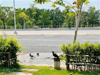 Chủ cần bán nhanh lô đất vị trí đẹp khu a2, ko xây, giá đầu tư tốt
