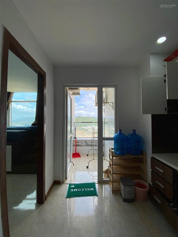 Cho thuê căn hộ view sông mát mẻ giá 11 triệu / tháng