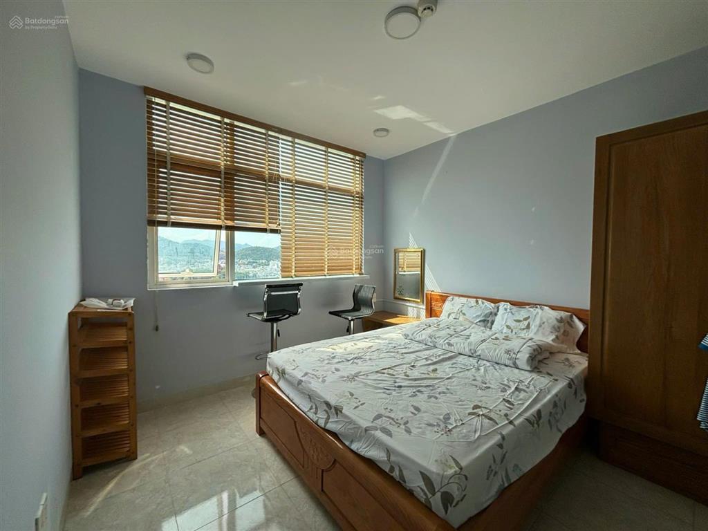 Cho thuê căn hộ view sông mát mẻ giá 11 triệu / tháng