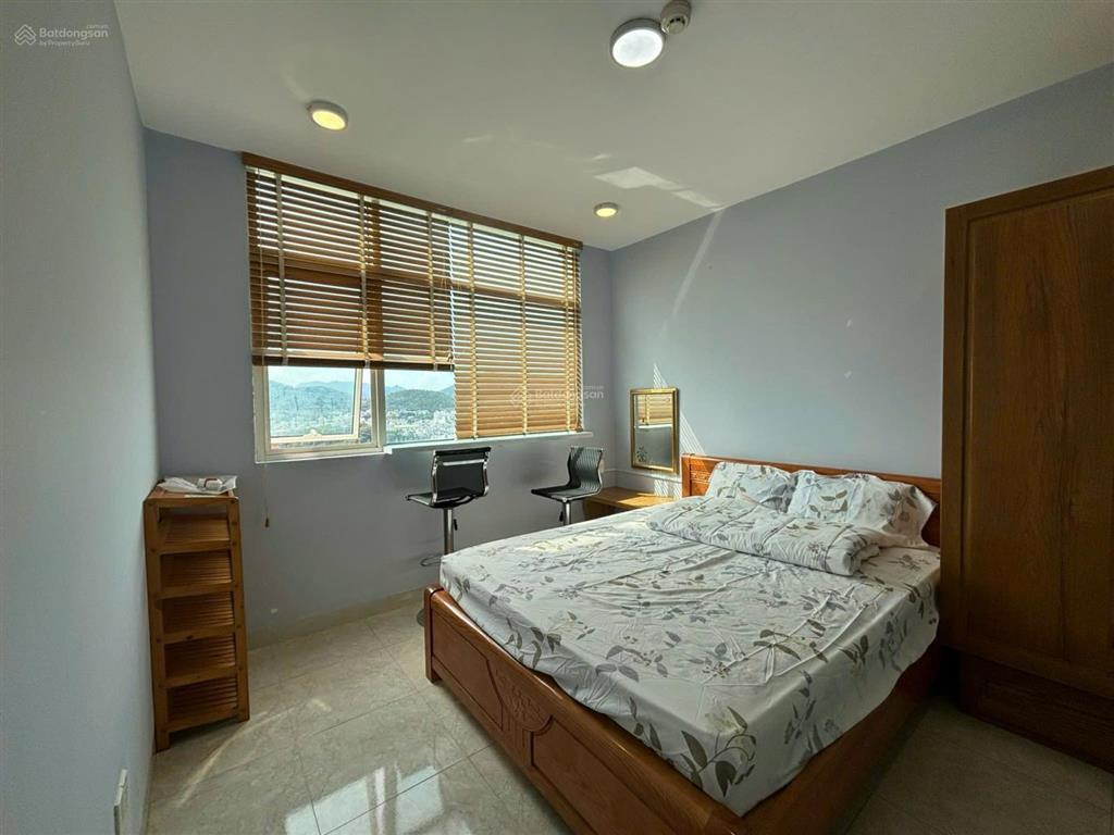 Cho thuê căn hộ view sông mát mẻ giá 11 triệu / tháng