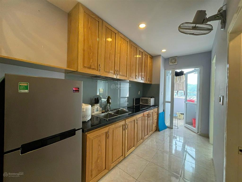 Cho thuê căn hộ view sông mát mẻ giá 11 triệu / tháng