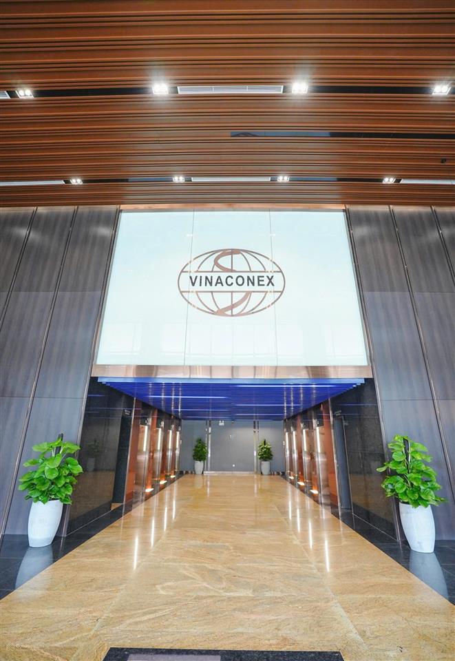 Bán sàn văn phòng hạng a, diện tích 150m2  1800m2  hai bà trưng  hn. sổ đỏ, nhận mặt bằng ngay