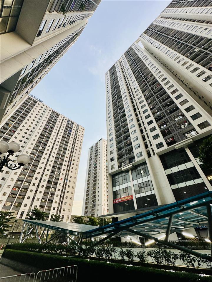 Bán căn hộ 3pn, 2wc, 93m2 tại thăng long victory, sổ đỏ, ở ngay tầng 10.  chính chủ 0901 720 ***