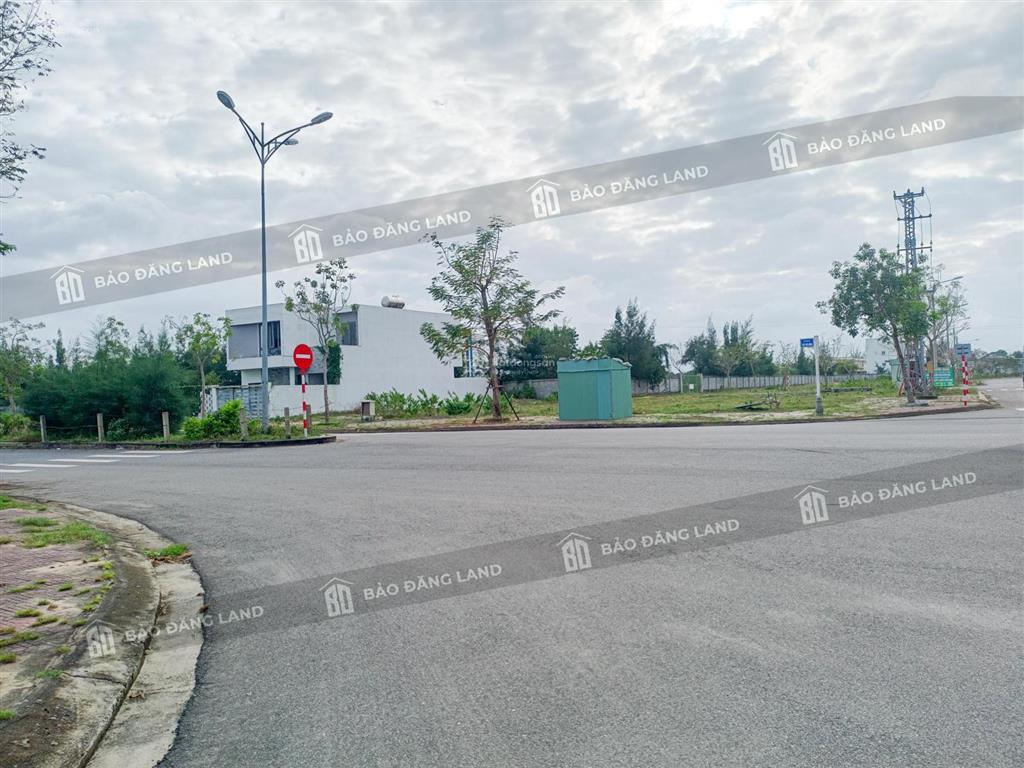 [giá 1.9 tỷ] đường 5m5 + lề 3m bán lô đất 80m2 phường điện bàn sát fpt