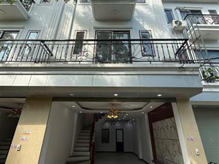 Chính chủ bán nhà quốc oai 3 tầng, 52,9m2, đã có sổ, ở ngay, ô tô đến nhà, giá chỉ 4,2 tỷ