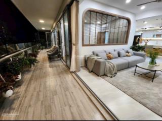 Cần bán căn hộ scenic valley, dt 133 m2, view sông, giá 10.8 tỷ.  0912 370 ***