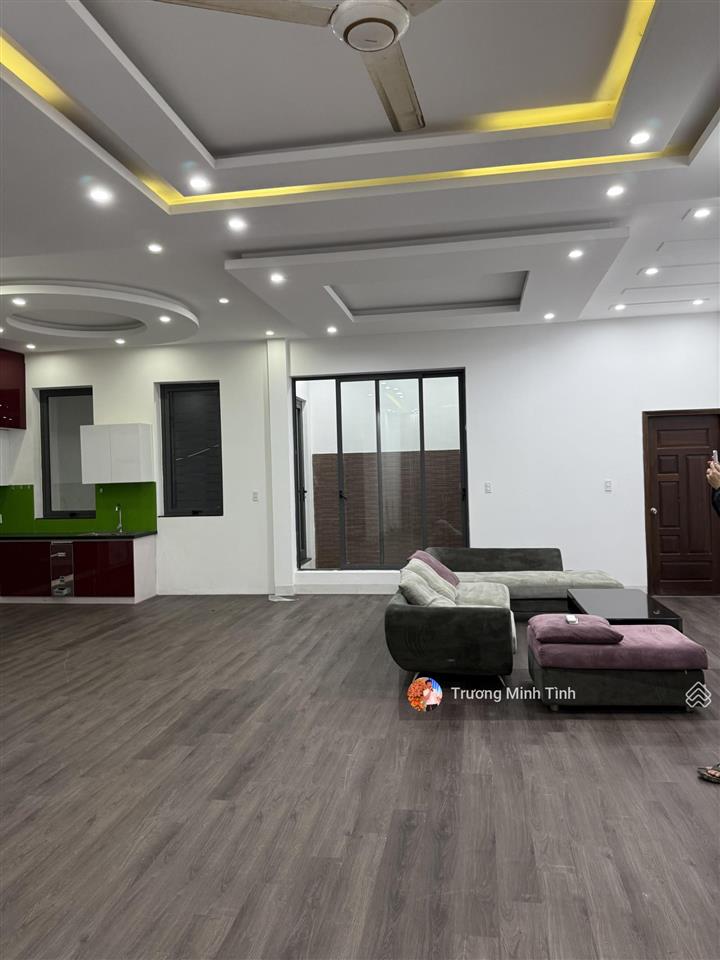 Chính chủ bán nhà khúc thừa dụ, giá bán 16 tỷ, 150 m2, 3pn, 3wc, pháp lý đầy đủ giao dịch nhanh