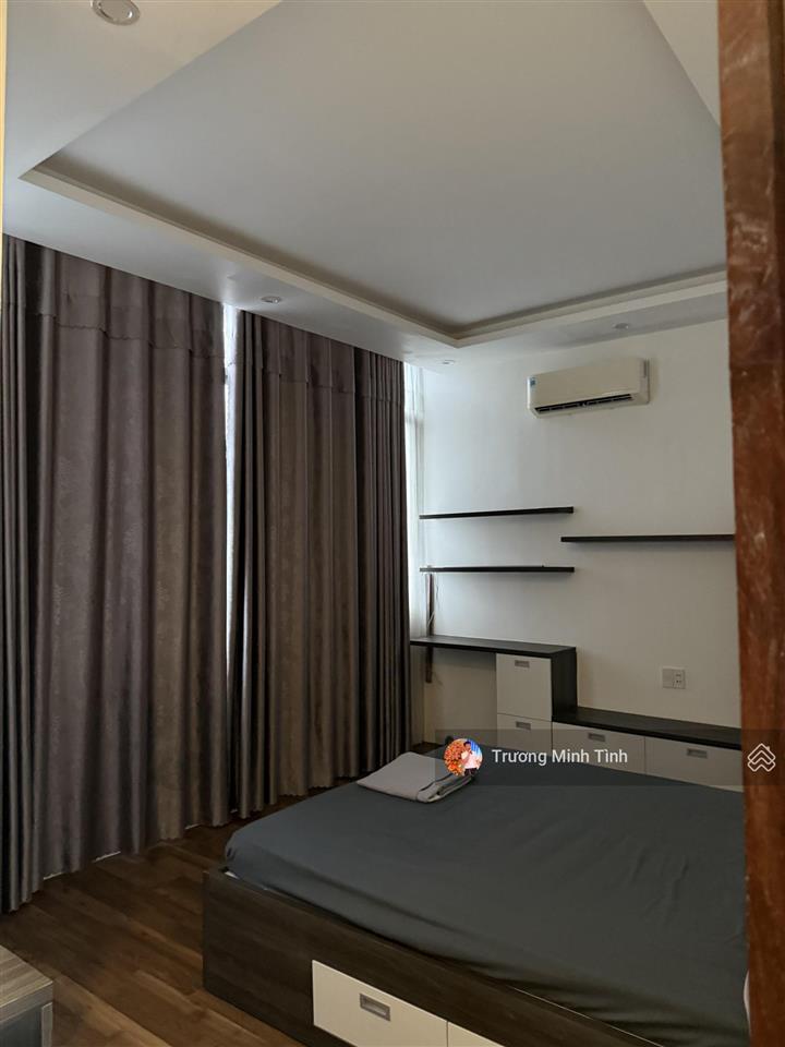 Chính chủ bán nhà khúc thừa dụ, giá bán 16 tỷ, 150 m2, 3pn, 3wc, pháp lý đầy đủ giao dịch nhanh