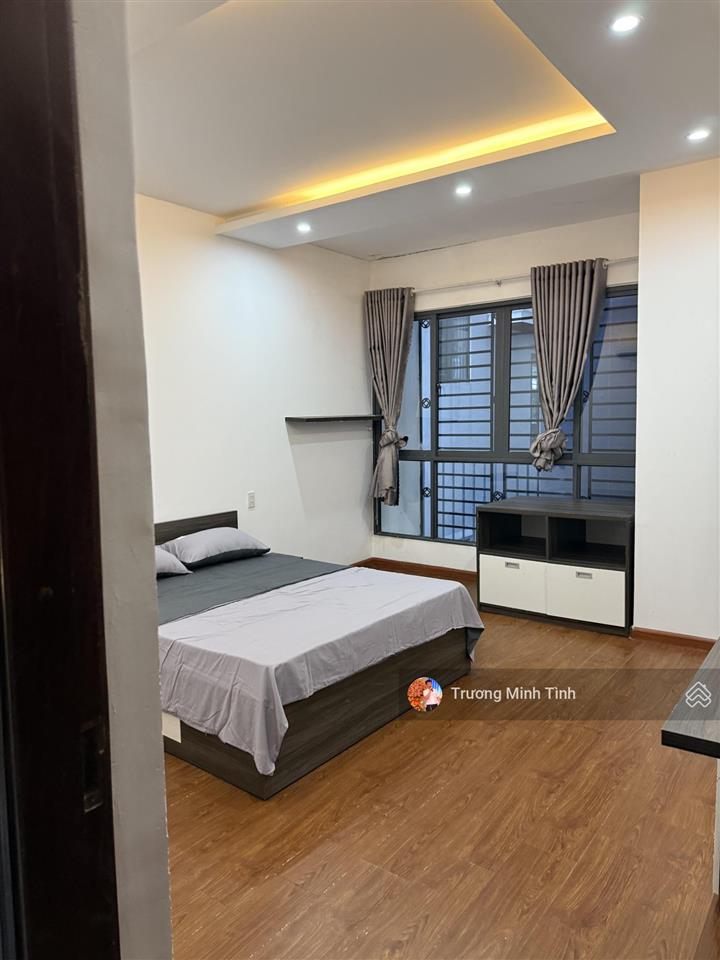 Chính chủ bán nhà khúc thừa dụ, giá bán 16 tỷ, 150 m2, 3pn, 3wc, pháp lý đầy đủ giao dịch nhanh