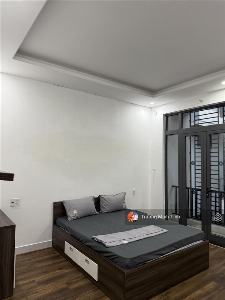 Chính chủ bán nhà khúc thừa dụ, giá bán 16 tỷ, 150 m2, 3pn, 3wc, pháp lý đầy đủ giao dịch nhanh