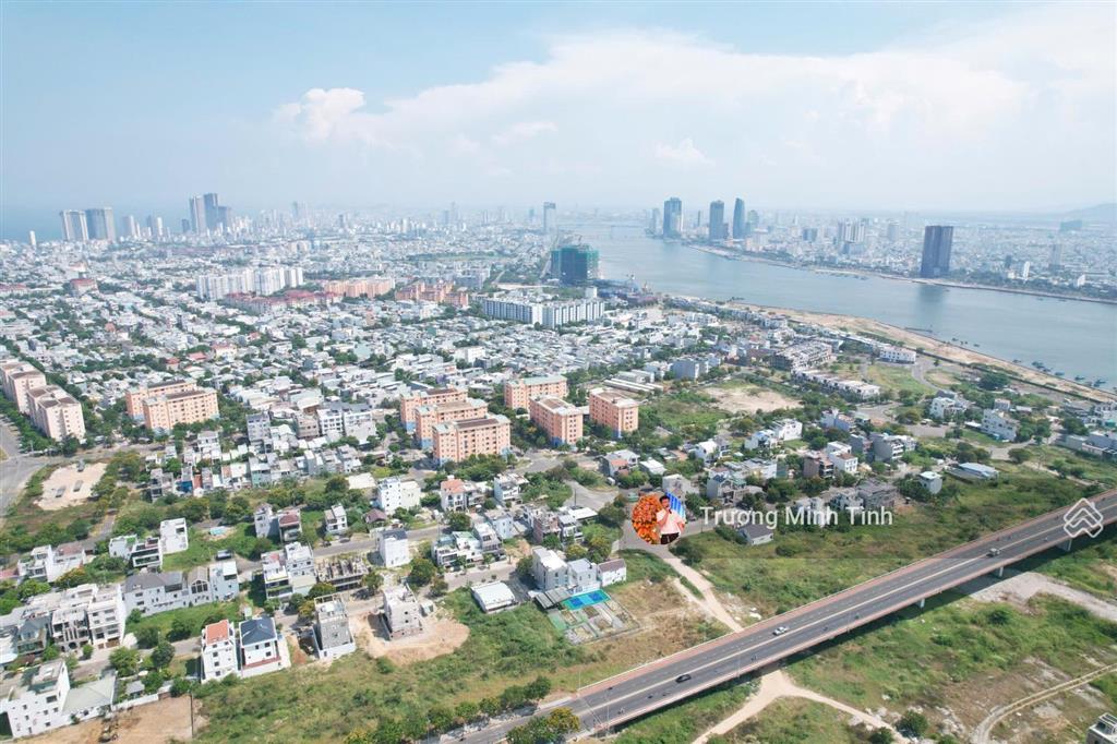 Chính chủ bán nhà khúc thừa dụ, giá bán 16 tỷ, 150 m2, 3pn, 3wc, pháp lý đầy đủ giao dịch nhanh