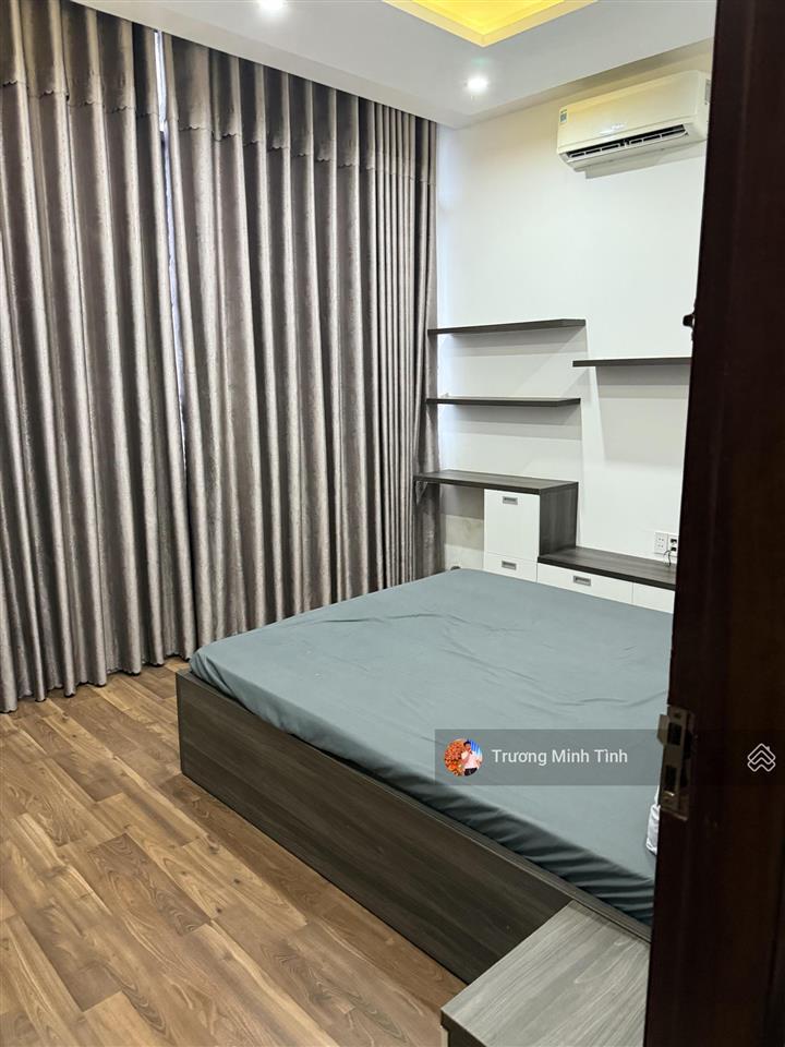 Chính chủ bán nhà khúc thừa dụ, giá bán 16 tỷ, 150 m2, 3pn, 3wc, pháp lý đầy đủ giao dịch nhanh