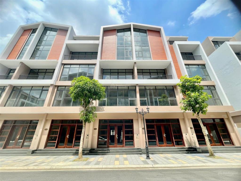 Vinhomes ocp 3 bán căn rẻ nhất dự án chỉ 11,6 tỷ, dt 80m2, ký trực tiếp cđt, mt 5x16, hướng đn