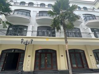 Vin2 chủ nhà bán nhanh căn lk chà là, dt 63m2, giá 8,8 tỷ đã có sổ đỏ, hướng đn, sát công viên