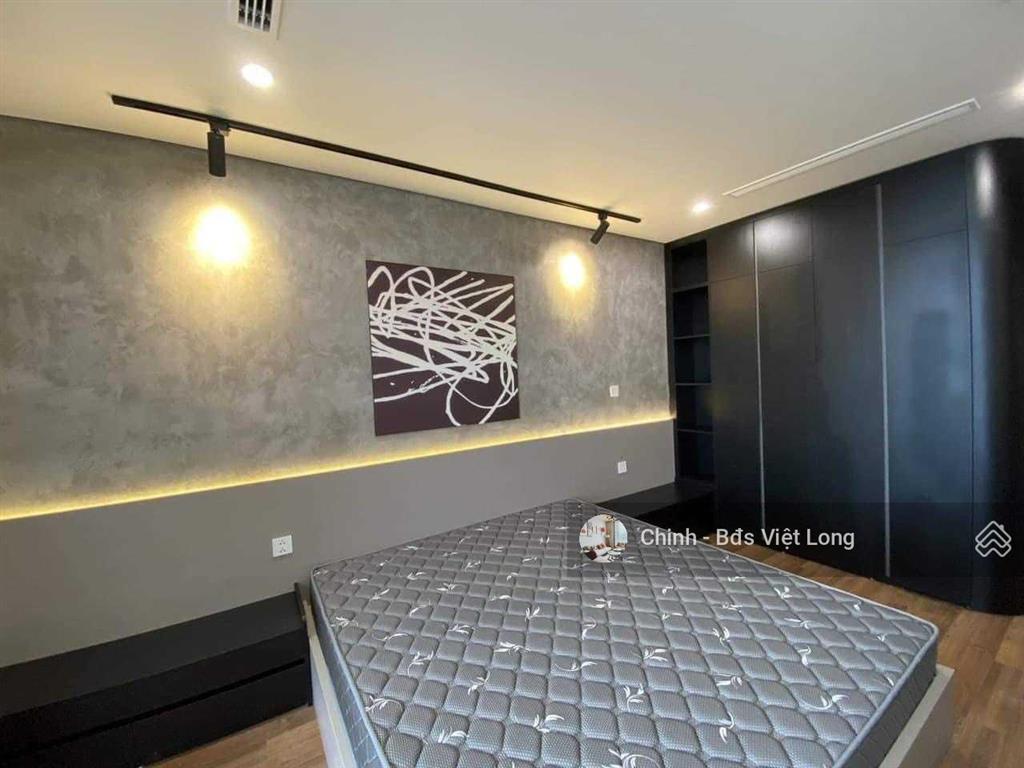 Chính chủ bán căn hộ chung cư cao cấp lancaster núi trúc 140m2, 3pn, căn góc