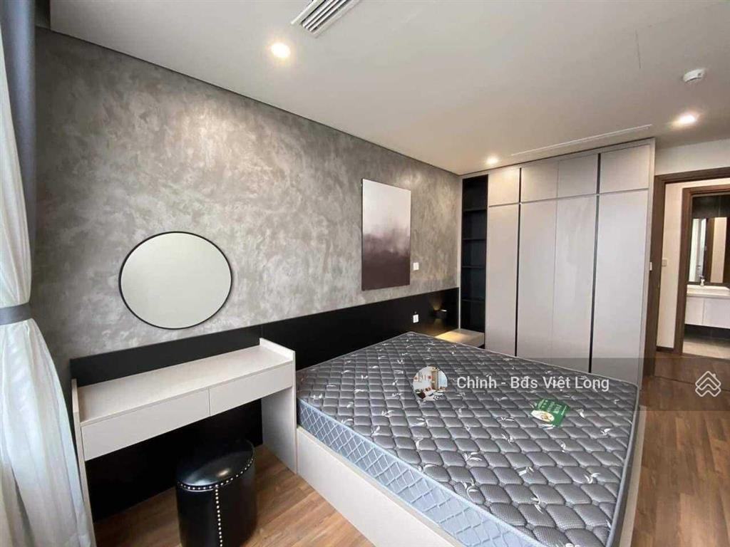 Chính chủ bán căn hộ chung cư cao cấp lancaster núi trúc 140m2, 3pn, căn góc