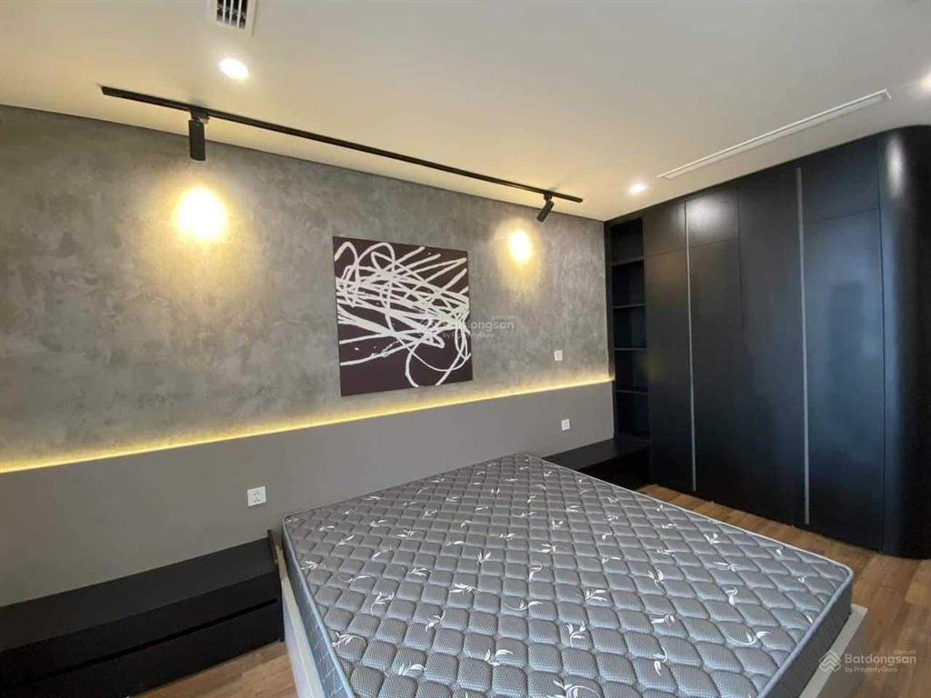 Cho thuê gấp căn hộ chung cư cao cấp grandeur palace  138b giảng võ, 160m2, 3pn, đủ đồ