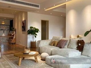 Bán căn hộ chung cư c7 giảng võ, 79m2, 3pn, căn góc, ban công đông nam