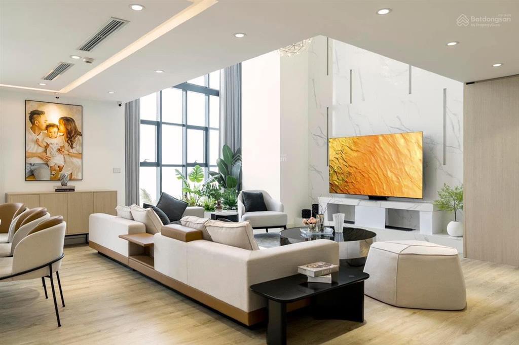 Bán duplex hateco laroma 210 m2, 3 pn +1, 4 wc, view đẹp, ban công rộng, nội thất mới tinh, 29 tỷ