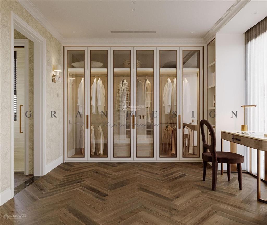 Bán căn hộ siêu rộng tại hateco laroma, 300 m2, 4 pn + 1, căn góc, nội thất xịn, giá 55 tỷ