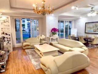 Royal city căn 3pn sáng đẹp 2 ban công.  0946 576 ***