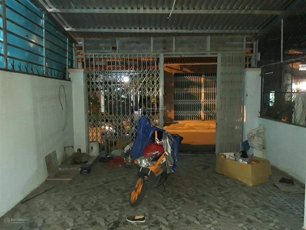 Nhà đẹp cạnh kcn vsip1, bình hòa,thuận an ,bình dương,xe hơi tới nhà,kinh doanh thuận lợi.