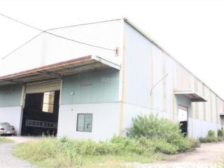 Cho thuê kho xưởng 3400m2 mặt tiền quốc lộ 1a, thị trấn bến lức long an chỉ 75 nghìn / m2