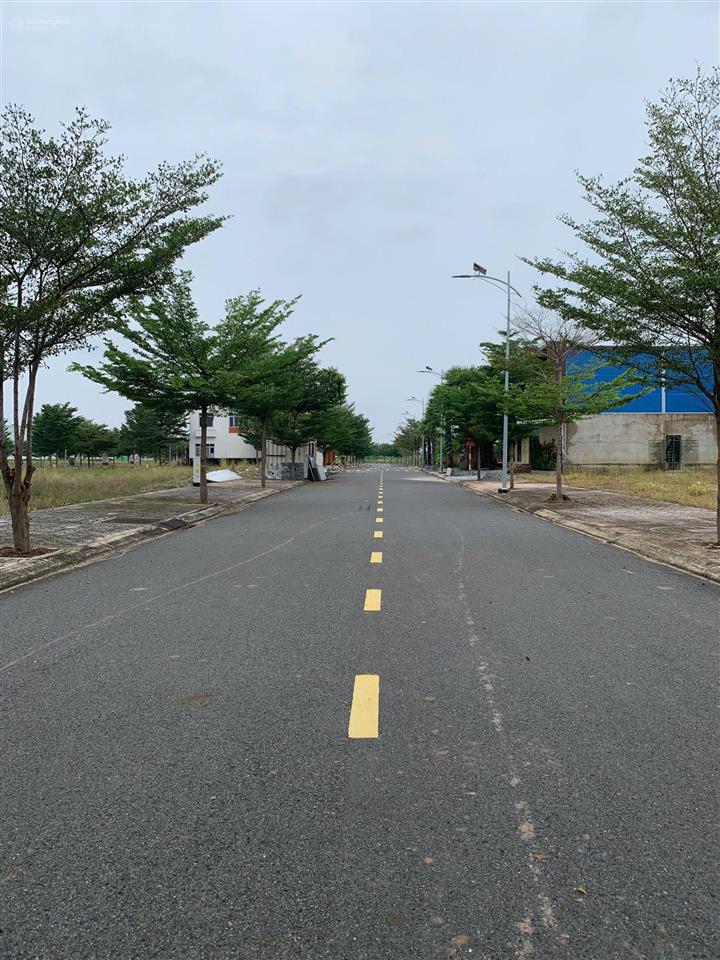 Nhà xây mới sắp hoàn thiện  thới hòa  mỹ phước 3