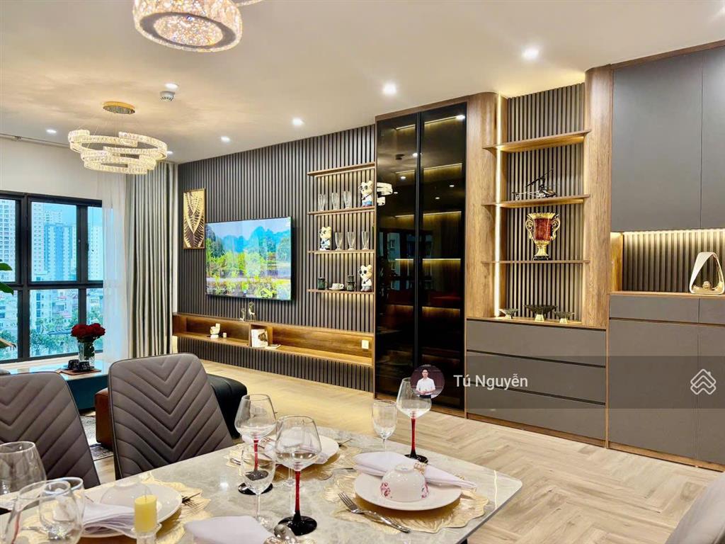 Chính chủ bán giá thật căn 2 phòng ngủ 91m2 thanh xuân complex 24t3 lê văn thiêm. giá 10 tỷ