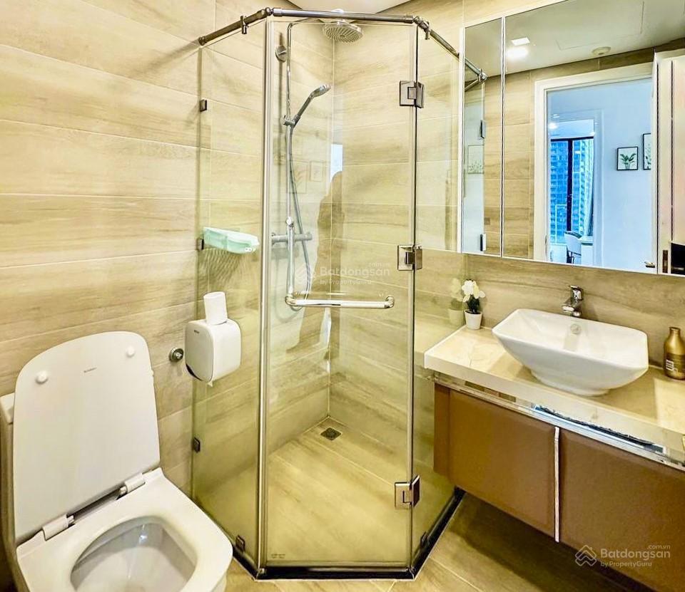 Vinhomes golden river bán căn hộ vòng cung tháp aqua 2 với 3 phòng ngủ sổ hồng