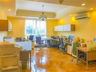 Cần bán căn hộ tại the manor bình thạnh tầng thấp gồm 3 phòng ngủ với diện tích 139,69m2