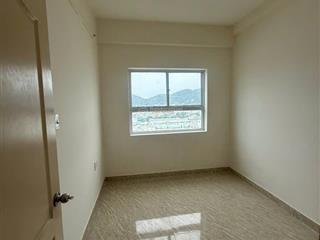 Bán căn hộ chung cư hoàng quân nha trang, cách biển 800m.
