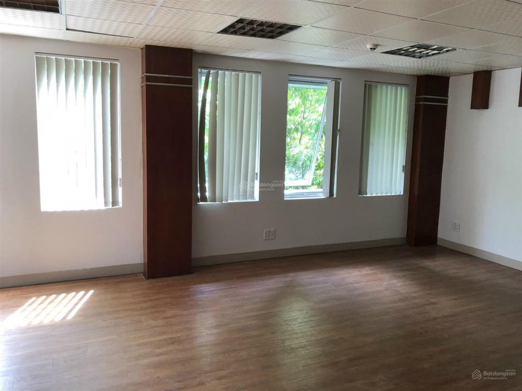 Ngọc khánh ba đình, vỉa hè rộng, lô góc, 9 tầng thang máy, kinh doanh sầm uất, 82 tỷ