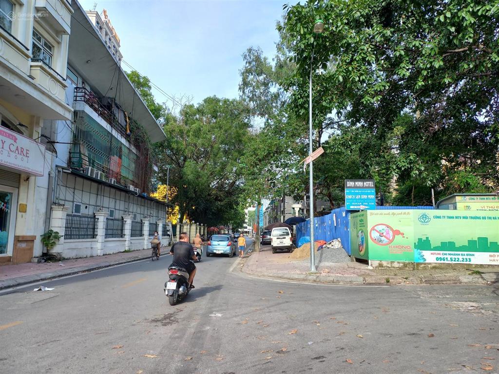 Ngọc khánh ba đình, vỉa hè rộng, lô góc, 9 tầng thang máy, kinh doanh sầm uất, 82 tỷ