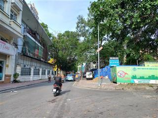 Ngọc khánh ba đình, vỉa hè rộng, lô góc, 9 tầng thang máy, kinh doanh sầm uất, 82 tỷ