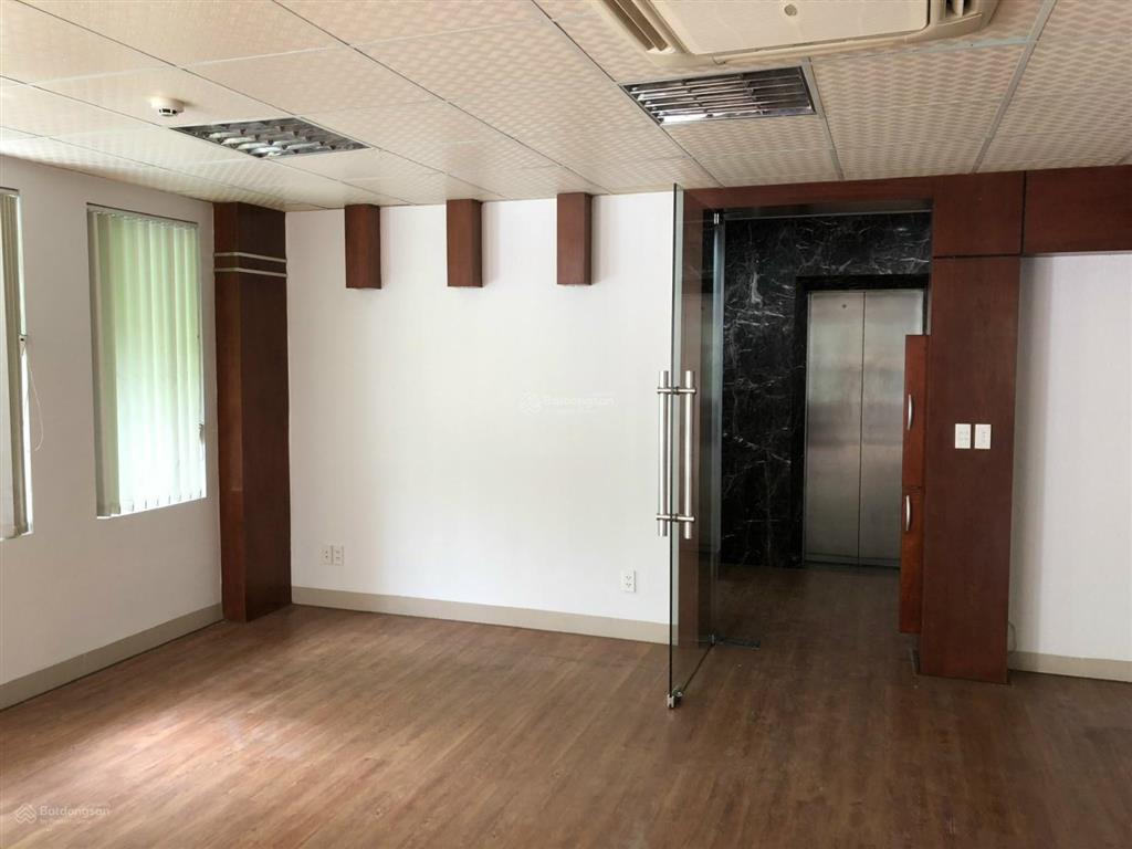 Ngọc khánh ba đình, vỉa hè rộng, lô góc, 9 tầng thang máy, kinh doanh sầm uất, 82 tỷ