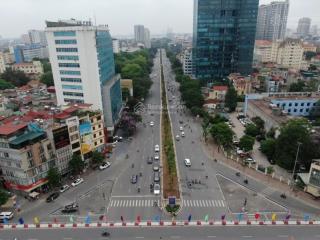 Hoàng quốc việt, lô góc, ô tô, sát phố, mặt tiền rộng, chủ thiện chí, chỉ 21.5 tỷ